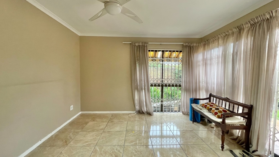 3 Bedroom Property for Sale in Martinville Western Cape